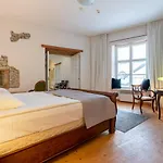 Old Town - Premium Medieval House *