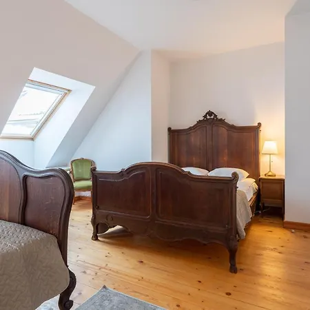 Old Town - Premium Medieval House *