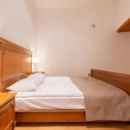Апартаменты Old Town - Premium Medieval House
