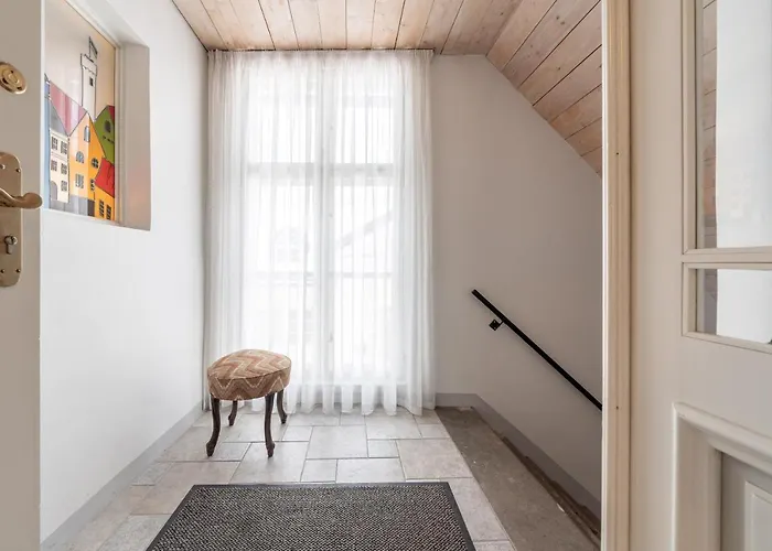 Korter Old Town - Premium Medieval House Tallinn