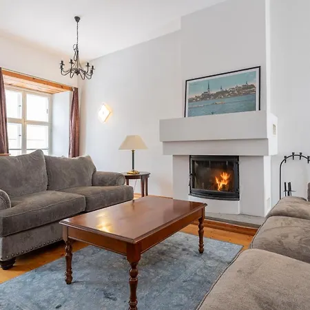 Апартаменты Old Town - Premium Medieval House Таллин