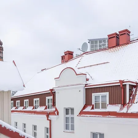 Old Town - Premium Medieval House Апартаменты *